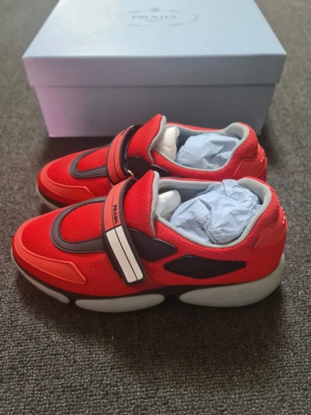 PRADA CLOUD BUSTER RED.